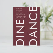 Moderne Burgundy Maroon Monogram DINE DANCE Hochze Begleitkarte (Stehend Vorderseite)
