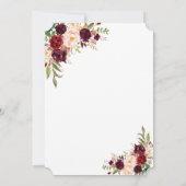 Moderne Burgundy Marsala Floral Handwriting Weddin Einladung (Rückseite)