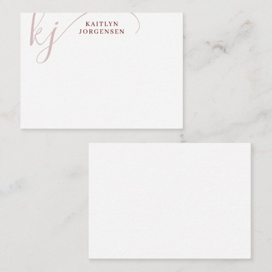 Moderne Burgundy Monogram Elegant Script Initials Mitteilungskarte (Vorne/Hinten)