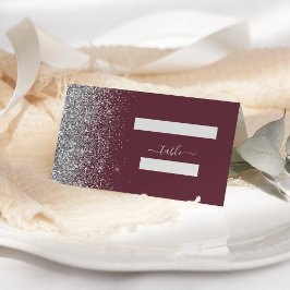 Moderne Burgundy Silver Glitzer Edge Wedding Platzkarte