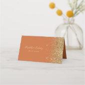 Moderne Burnt Orange Gold Glitzer Edge Wedding Platzkarte (Rückseite)