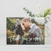 Moderne Bürsten-Skript-Hochzeit danken Ihnen Dankeskarte (Stehend Vorderseite)