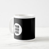 Moderne Business-Tasse mit Firmenlogo - Weiß Kaffeetasse (Vorderseite Links)