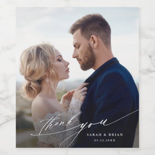 Moderne Chic Calligraphy Wedding Danke Foto Weinetikett (Einzelnes Label)