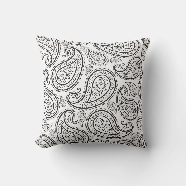 Moderne Chic White und Black Paisley Kissen (Vorderseite)