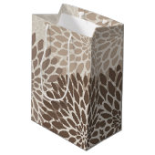 Moderne Chrysanthemen Mittlere Geschenktüte (Rückseite Schrägansicht)