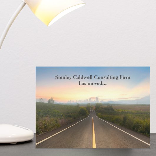 Moderne City Skyline Road Individuelle Geschäftsen Ankündigung