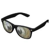 moderne coole Nerdwahnsinnig überquerte mit Augen  Sonnenbrille (Schrägansicht)