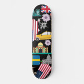 Moderne coole Trendmuster Schwarz und Farbflags Skateboard (Vorderseite)