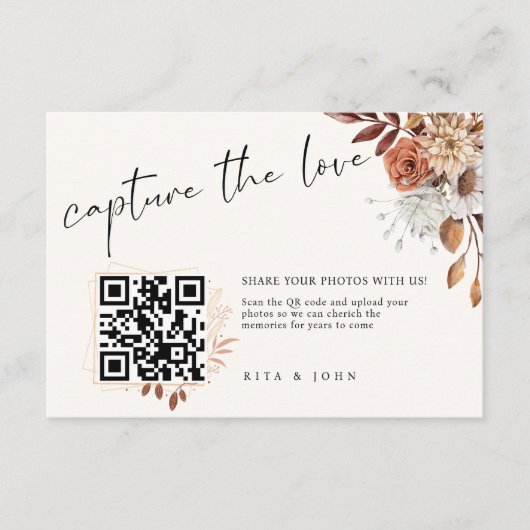 Moderne Cream Boho Capture the Liebe QR-Code Begleitkarte (Vorderseite)