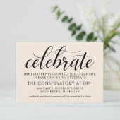 Moderne Cream und Black Script Wedding Celebrate Begleitkarte (Stehend Vorderseite)