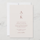 Moderne Creme Brown Monogram Earth Tone Wedding Einladung (Vorderseite)