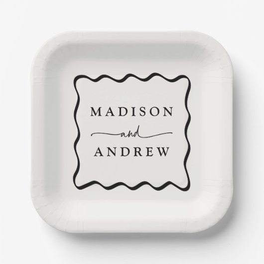 Moderne Creme- und Black Wavy-Rahmen-Hochzeit Pappteller (Vorderseite)