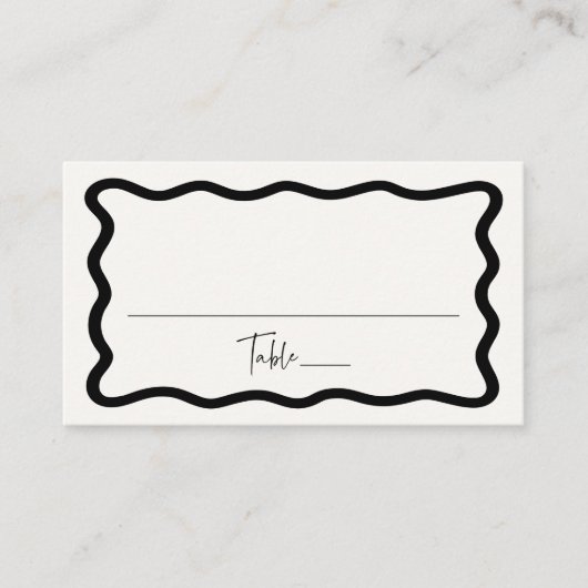 Moderne Creme- und Black Wavy-Rahmen-Hochzeit Platzkarte (Vorderseite)