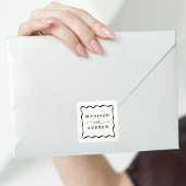 Moderne Creme- und Black Wavy-Rahmen-Hochzeit Quadratischer Aufkleber