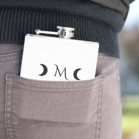 Moderne Crescent Moons weiß und schwarz Monogramm Flachmann (Beispiel)