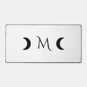 Moderne Crescent Moons weiß und schwarz Monogramm Schreibtischunterlage (Vorderseite)