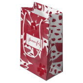 Moderne CustomFloral Design Ruby Red Gift Bag Kleine Geschenktüte (Vorderseite Schrägansicht)