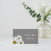 Moderne Daisies Trendy Botanical Gray Visitenkarte (Stehend Vorderseite)