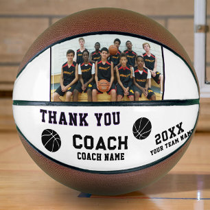 Moderne Dank an den Trainer Schilder Teamfoto Bask Basketball