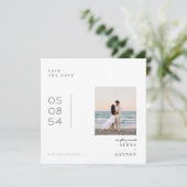 Moderne Datums-Layout Save The Date Karte. (Stehend Vorderseite)