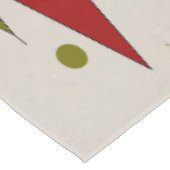 Moderne Diamanten aus dem Mittelalter in Rot Tischdecke (Schrägansicht)