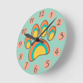 Moderne Dog Paw Print aus dem Mittelalter Runde Wanduhr (Winkel)