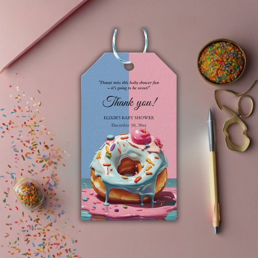Moderne Donut Sprinkles Gender Neutral Baby Dusche Geschenkanhänger