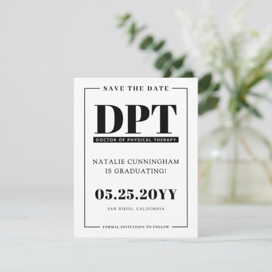 Moderne DPT Abschluss Save the Date Card Ankündigung (Stehend Vorderseite)