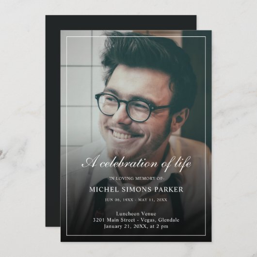 Moderne Drehbuch-Foto-Feier zur Lebensbeerdigung Einladung (Vorne/Hinten)