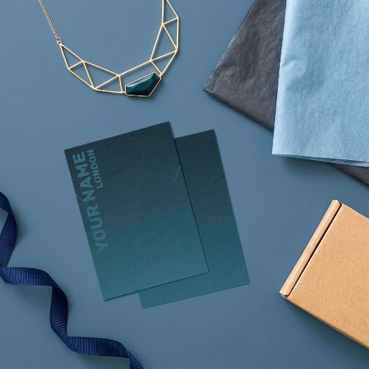 Moderne dunkelblaue Gradientenhalskarte