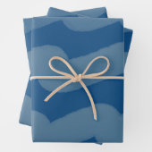 Moderne dunkelblaue Wasserfarben Streifen Urlaub Geschenkpapier Set (Beispiel)