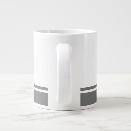 Moderne, dunkelgraue Unterruderstreifen Jumbo-Tasse (Rückseite)
