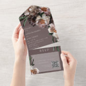 Moderne dunkle Blume blüht brauner QR-Code All In One Einladung (Abreißen)