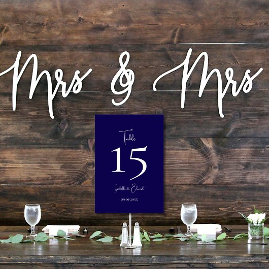 Moderne dunkle Navy-Weiß-Schrift Hochzeitsempfang Tischnummer