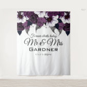 Moderne dunkle Pflaume und weißes Blumenband Wandteppich (Vorderseite)