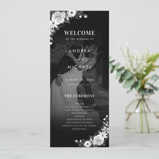 Moderne dunkle verblichene Foto Gothic Floral Wedd Programm (Stehend Vorderseite)