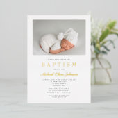 Moderne Dusty Blue Gold Script Foto Boy Taufe Folieneinladung (Stehend vorne)