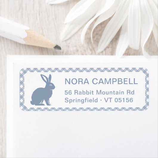 Moderne Dusty Blue Rabbit Gingham Rücksendeadresse (Insitu)