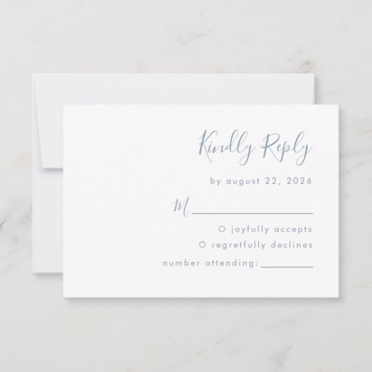 Moderne dusty Blue Script Wedding RSVP Karte (Vorderseite)