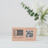 Moderne Dusty Rose QR-Code Minimalistisches benutz Visitenkarte (Stehend Vorderseite)