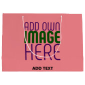 MODERNE, EDITABLE SALMON PINK BILDTEMPLATE GROßE GESCHENKTÜTE (Rückseite)