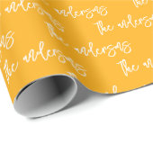 Moderne, einfache Chic Dein Familiennamensmuster Geschenkpapier (Rolleneckpunkt)