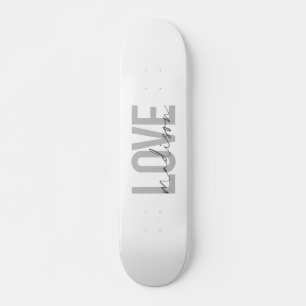 Moderne, einfache, coole, urbane Design Liebe Madi Skateboard