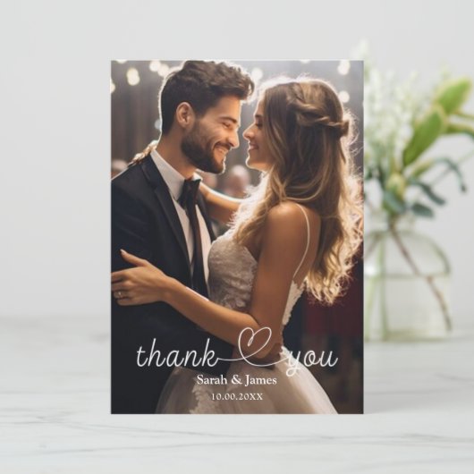 Moderne einfache Foto Hochzeit Vielen Dank Dankeskarte (Stehend Vorderseite)