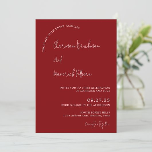 Moderne einfache Maroon-UAWG QR-Hochzeit Einladung (Stehend Vorderseite)