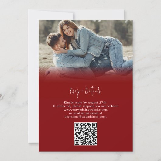 Moderne einfache Maroon-UAWG QR-Hochzeit Einladung (Rückseite)