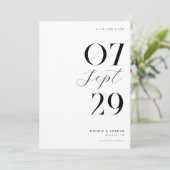 Moderne einfache, schicke Schwarz-Weiß-Hochzeit Save The Date (Stehend Vorderseite)