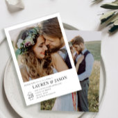 Moderne, einfache Schwarz-Weiß-Hochzeit mit 2 Foto Einladung