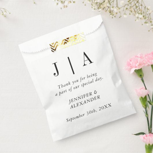 Moderne einfache Schwarz-Weiß-Monogramm-Bezeichnun Geschenktütchen (Versiegelt)